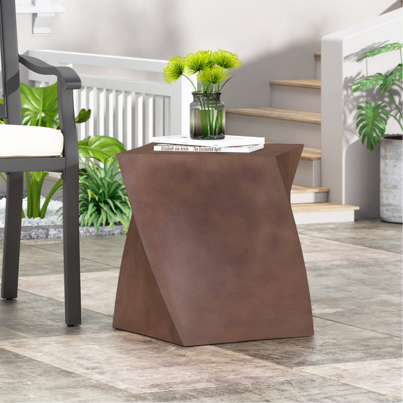 Table d'appoint d'extérieur en béton léger
