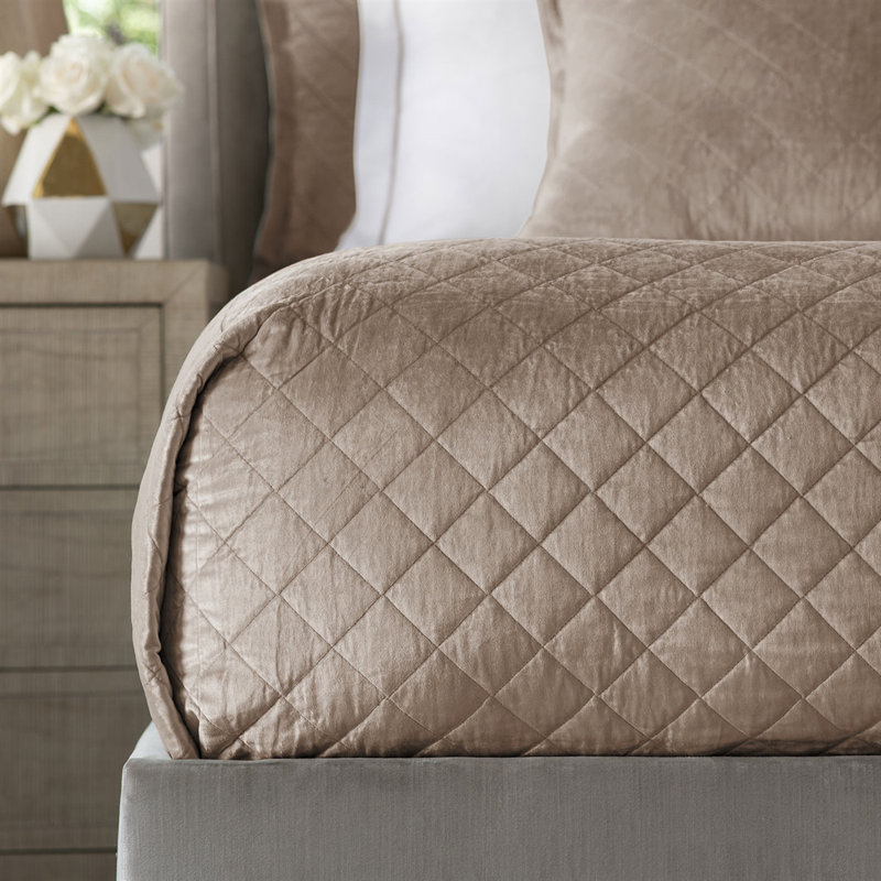 Chloe Coverlet, Champagne, Queen 