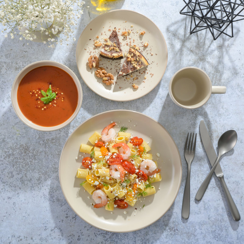Cream Ceramic 32-Piece Round Dinnerware Set for 8