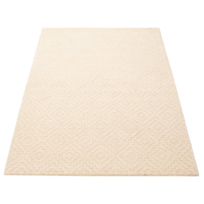 Tapis crème Timeless 5 pi 1 po x 7 pi 8 po