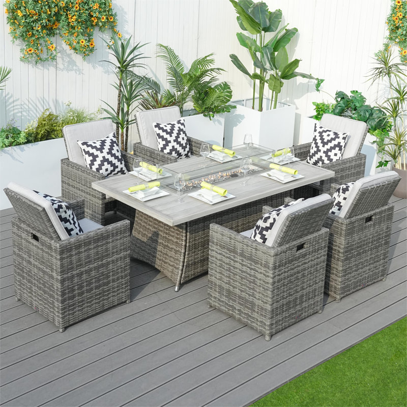 Ensemble de table de foyer d'extérieur avec coussins 70,87 po Takuya, gris