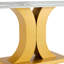 Table de salle à manger moderne et minimaliste. Plateau de table imitation verre marbré. Pieds de table en panneau de fibres à densité moyenne dorés pour la cuisine et le salon