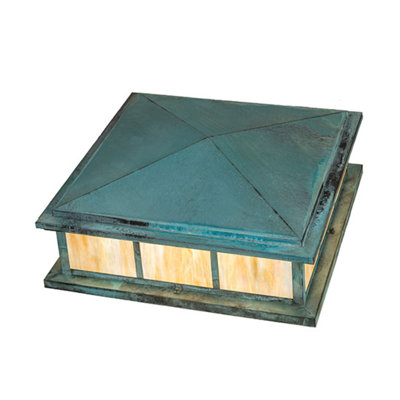 Luminaire à mât coloré Averylynn