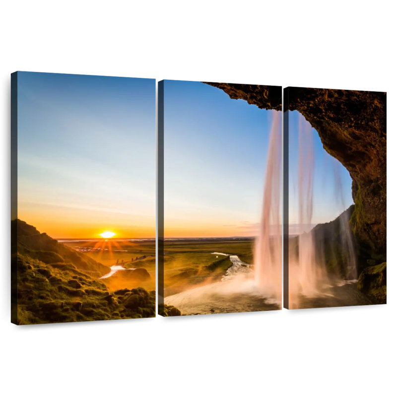 Alvord, coucher de soleil à la cascade de Seljalandsfoss, H 36 po x l 57 po