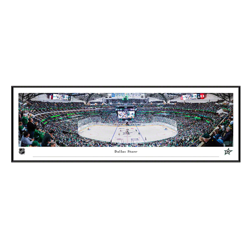 «Dallas Stars» par James Blakeway - photographie, H 13,75 po x l 40,25 po x P 0,88 po, Papier encadré dans un cadre noir