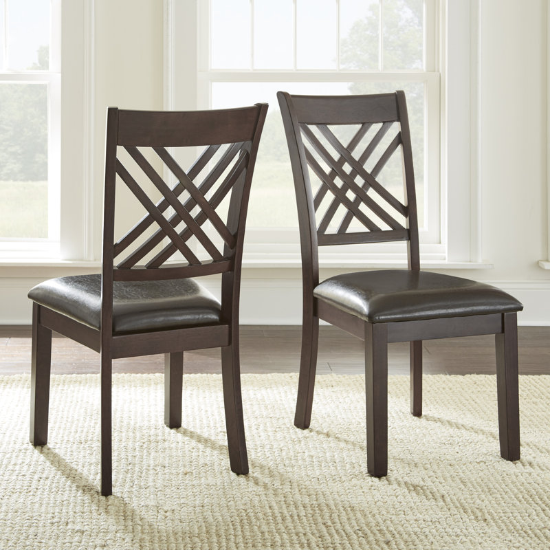 Earlville Extendable Dining Set, 7 Pieces: Table, 6 Chairs 