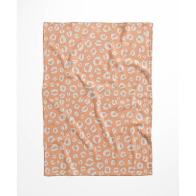 Leopard Play Velveteen Fleece Blanket