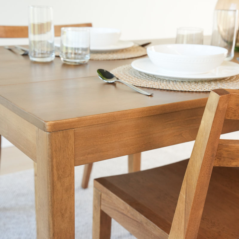 Table de salle à manger 60 ", Pacanier, H 30 po x l 72 po x P 35,75 po