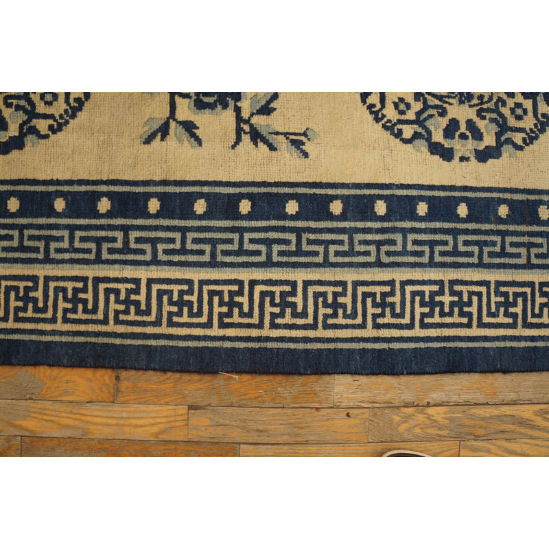 Hand Knotted Wool Oriental Area Rug