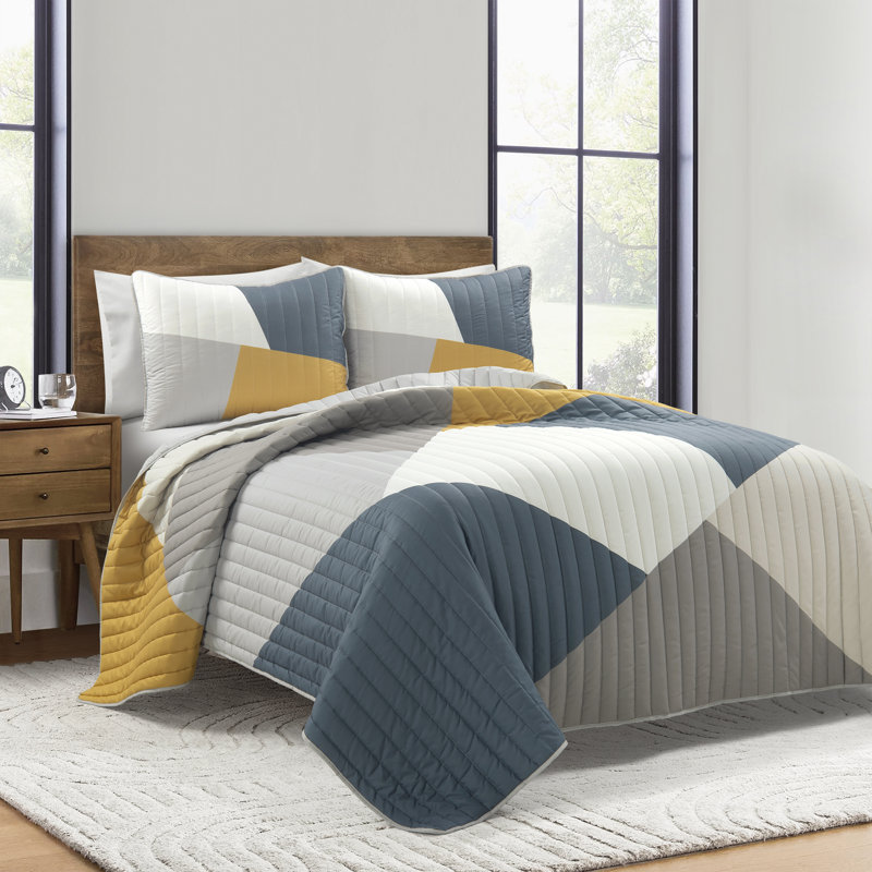 Bedding, King Quilt