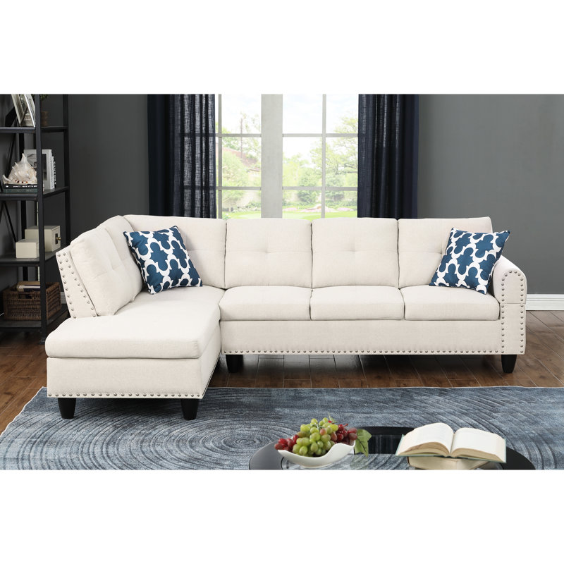 Canapé modulaire en L 3 pièces beige, pouvant accueillir quatre personnes confortablement pour le cinéma et les jeux, siège central escamotable avec porte-gobelets, espace de rangement pour coussins décoratifs, pieds à profil bas, solide et d'ingénierie
