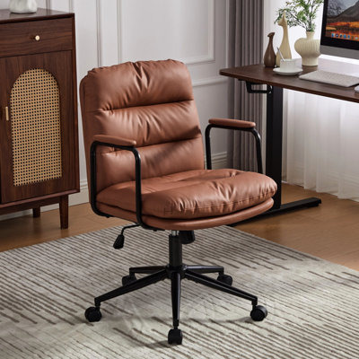 Fauteuil de bureau brun à dossier moyen avec roulettes, dossier inclinable de 40 po, conception ergonomique, siège pivotant à 360 °, hauteur réglable, coussin éponge double, accoudoirs en cuir de style américain pour zone d'étude, pivotant, brun