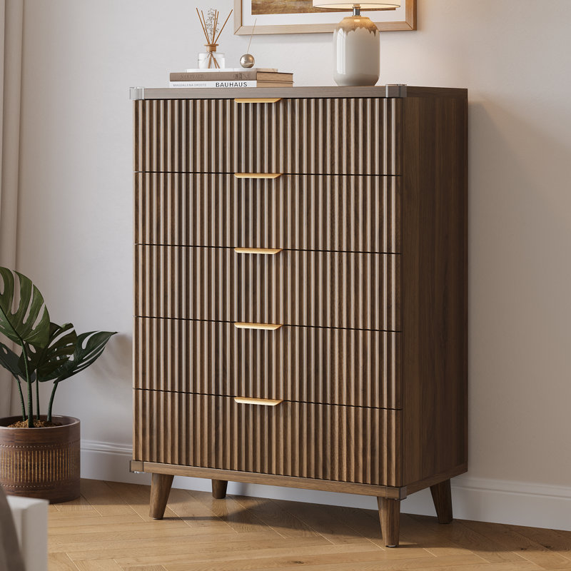 Commode à 5 tiroirs cannelés pour chambre à coucher, commode moderne de 28 po avec tiroirs profonds, organisateur de tiroir en bois pour salon, couloir, chambre de bébé, garde-robe de couloir