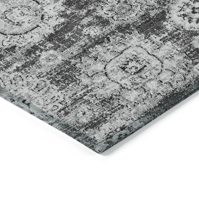 Floral Indoor / Outdoor Rug, Rectangle 5' x 7'6"