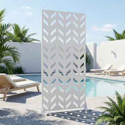 Outdoor Metal Privacy Screen by Dovelina