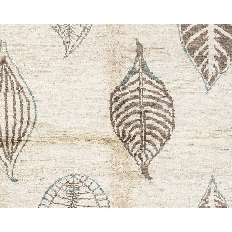 Hand-Knotted High-Quality Beige Area Rug