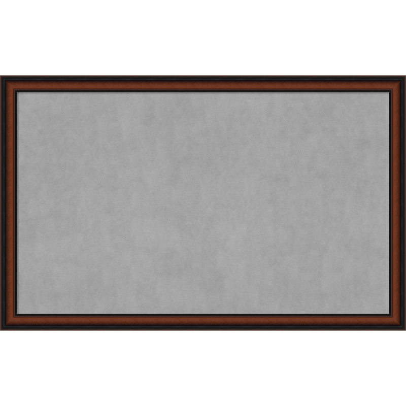 Tableau magnétique encadré étroit noyer de Chypre, H 27 po x l 43 po