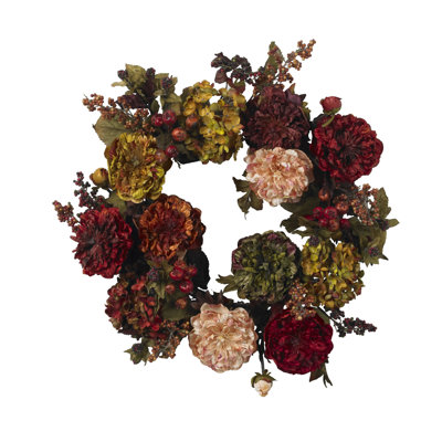 22'' Plastic Wreath