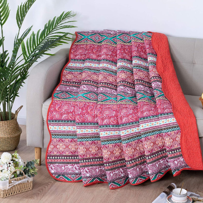 Couverture de canapé HoneiLife en coton rouge bohémien 60 po x 78 po, Look rouge rétro