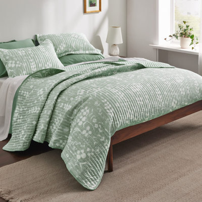 Floral Quilt Set - Reversible Mint Green Botanical Quilt Bedding Set , King