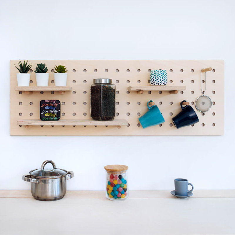 Haggi Pegboard