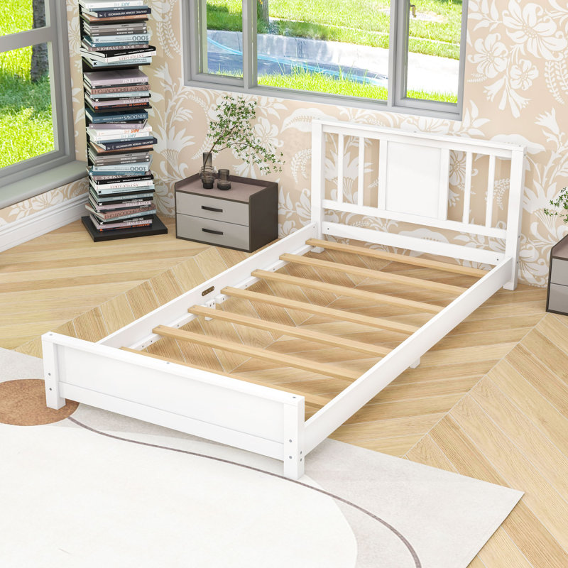 Lit plateforme simple en bois avec tête de lit, White