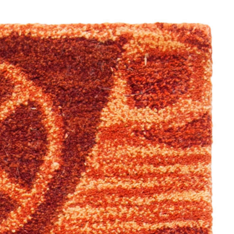 Kouerga Hand Tufted Wool/Viscose Floral Rug in Cinnamon, Rectangle 2' x 3'