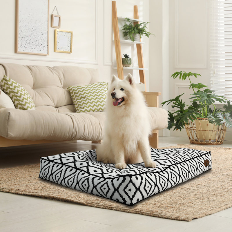 Geometric Polyester Pet Bed, Small (68.6cm W x 50.8cm D x 10.2cm H)
