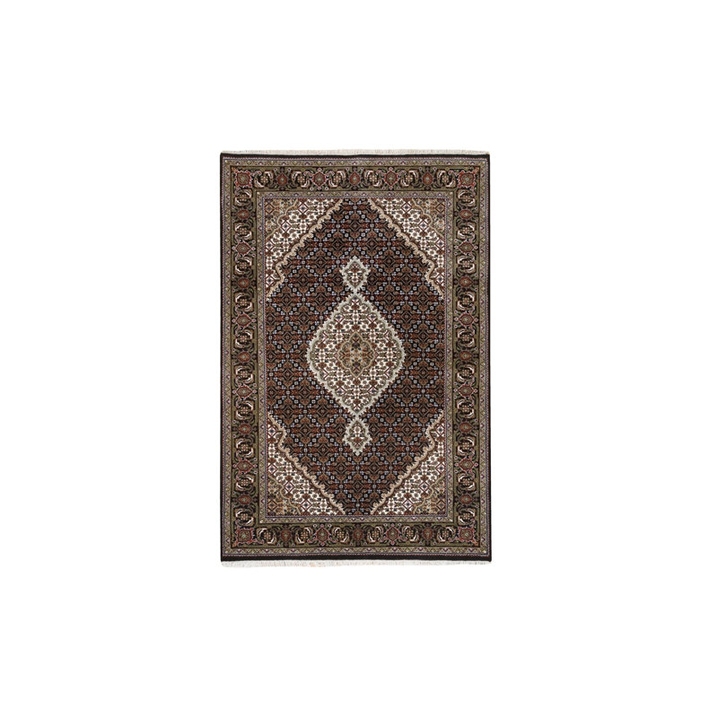 Tapis noué à la main en laine et soie de 175 KPSI Tebraz Mahi 4 pi x 6 pi 3 po noir riche 7BF4A349CC2042F3BF863C00C193C5A2