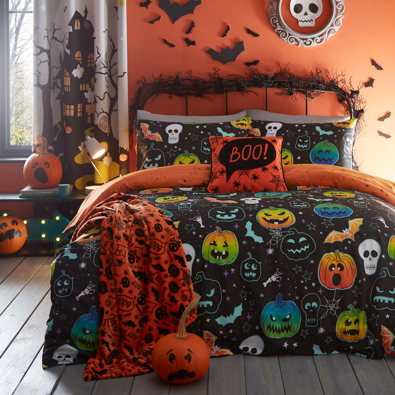 Scary Pumpkins 100% Polyester (Recycled) Block Print Duvet Cover Set with Pillowcases