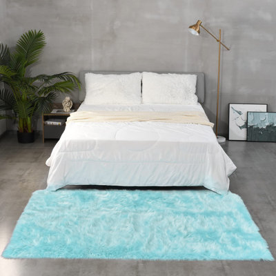 Tapis bleu clair Kovanic