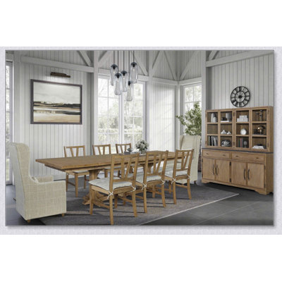 Ensemble de rangement polyvalent deux pièces pour salle à manger avec buffet et vitrine pour des espaces de vie organisés.