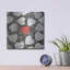 «Red Heart with Heart Book Pages» par Tom Quartermaine, art mural en métal-672245570