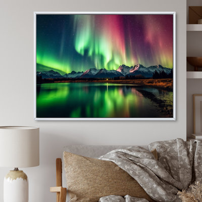 Yukon Dream Aurora IV - impressions sur toile canadiennes