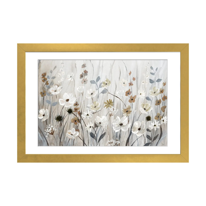 «Misty Meadow Field» encadré par Nan Print, Impression encadrée avec passe-partout, H 24 po x l 32 po, Doré