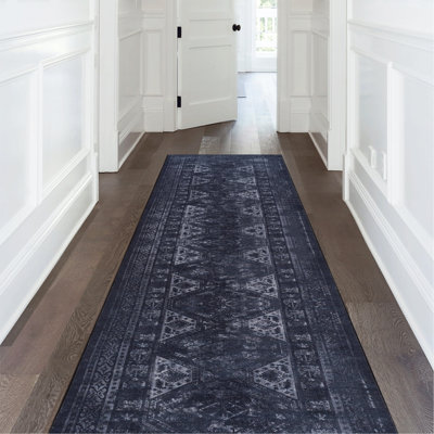 Black Washable Rug Area Rug (Black)