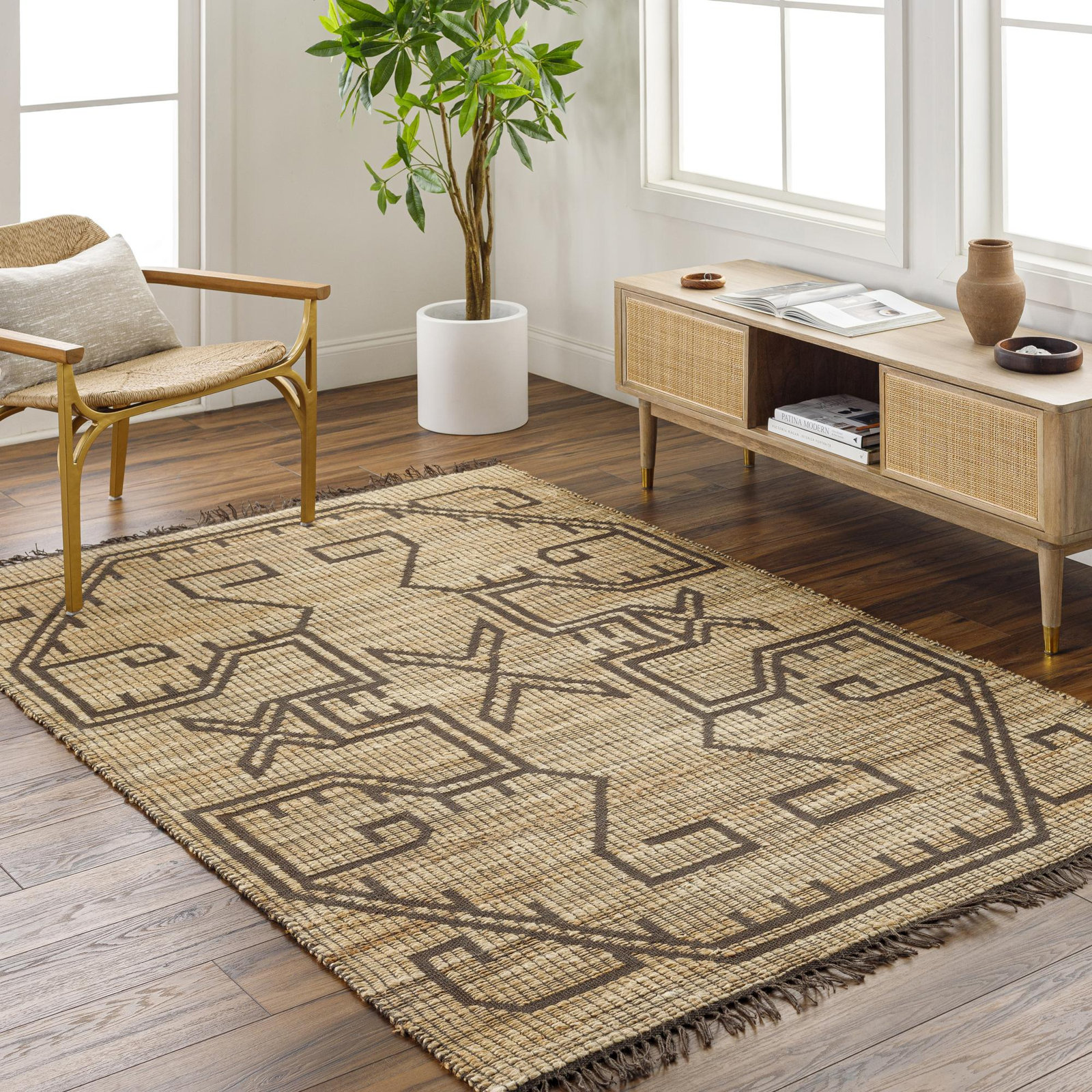 Edara Handmade Jute / Sisal Tan Rug, Rectangle 5' x 7'6"
