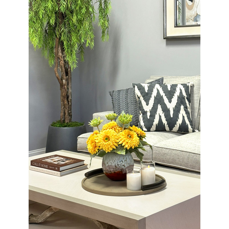 Tournesols disposés dans un vase en verre, Ardosia