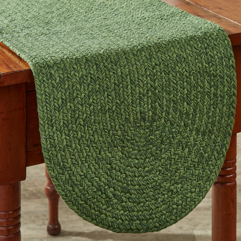 Linge de table Cilka, Tapis de couloir 36 po, Basilic, Géométrique