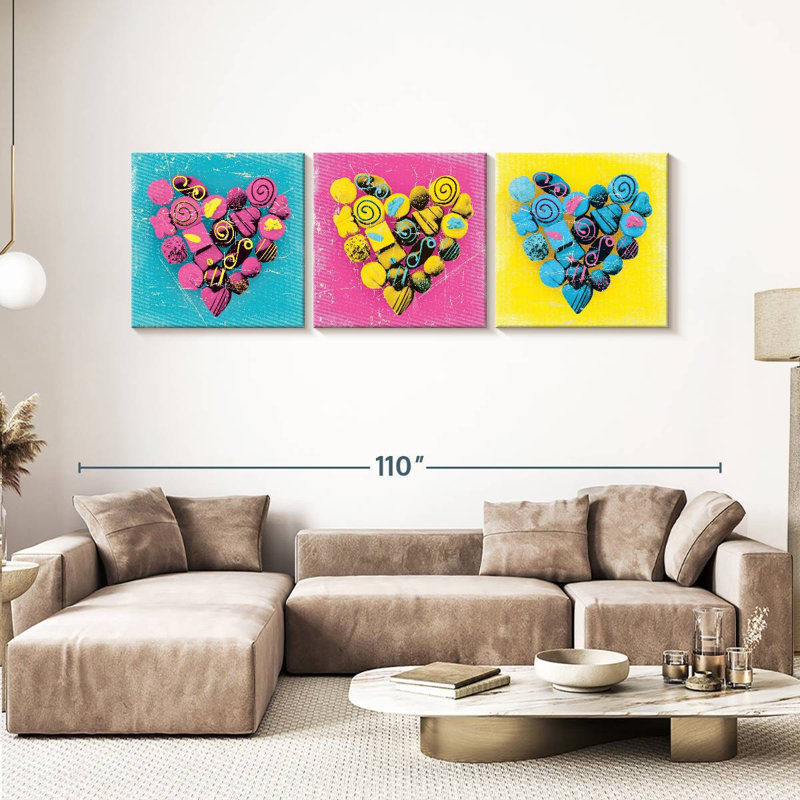 «Pastel Heart Chocolates», ensemble de 3 reproductions sur toile par PaintboxJenny, H 30 po x l 92 po x P 1,25 po
