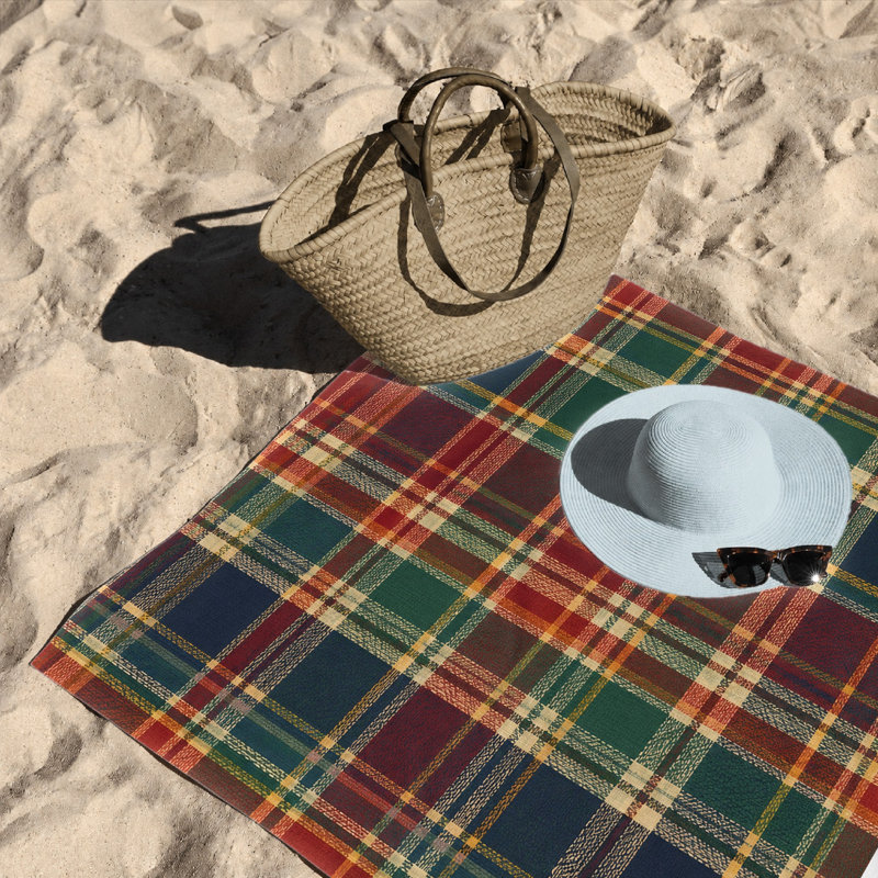 Serviette de plage classique à motif écossais 1 pièce, motif tartan douillet, microfibre polyvalente pour la piscine, les voyages et les activités de plein air, unisexe.