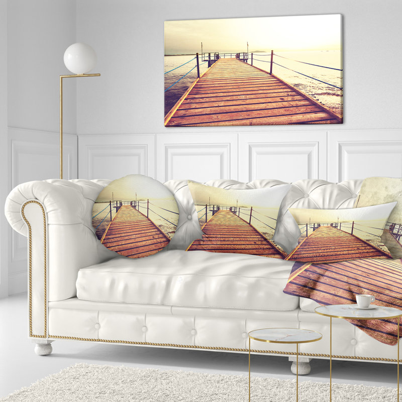 Coussin lombaire en bois boardwalk bridge to the sea