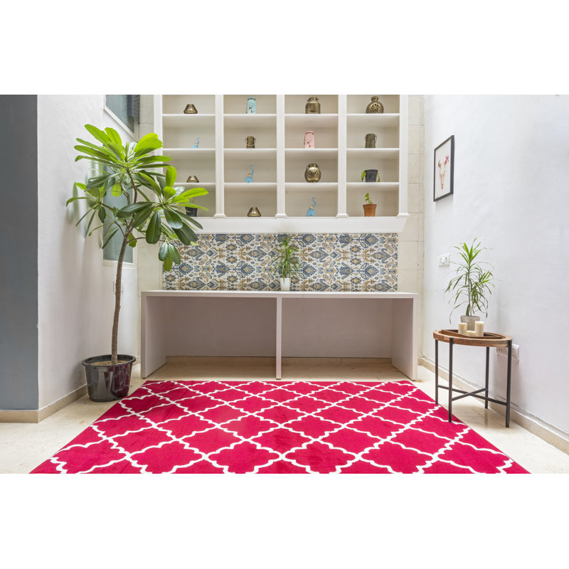 Tapis rouge/blanc touffeté à treillis géométrique Sera, Rectangle 3 pi 6 po x 5 pi 6 po