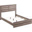 Grand lit en bois assorti - ajoute élégance et durabilité à la tête de lit à lattes de style rustique-207139675