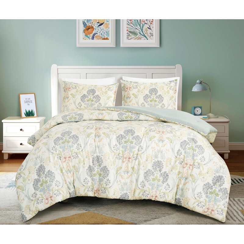 Alyssa Standard Floral Comforter, King Comforter + 2 King Shams