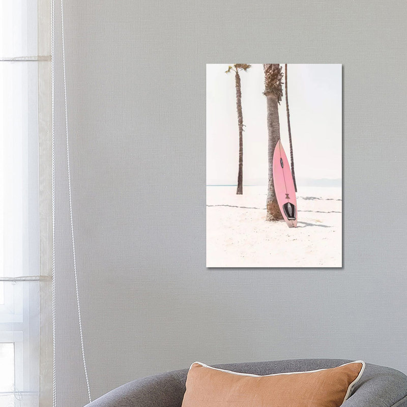 «Pink Surf Board» par Sissi & Seb - reproduction de photo, 26" H x 18" W x1.5" D, Toile tendue, Pas de tapis