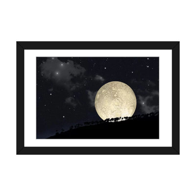 Reproduction d’art sur toile tendue, "a full moon qui passe derrière une rangée d’arbres hilltop" par marc'