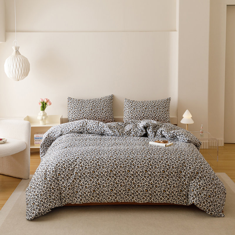 Floral Comforter Set Botanical Flower Bedding Set, Queen Comforter + 2 Standard Pillowcases, Black Leopard