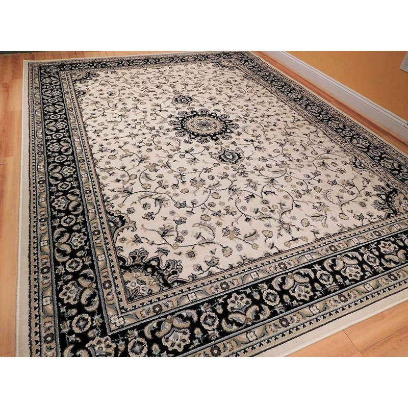 Montanez Wool Oriental Indoor Rug, Rectangle 5' W x 8' L