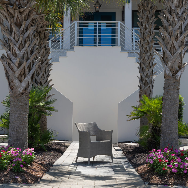 Bari Outdoor Dining Armchair